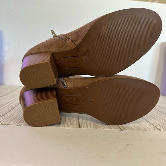 Style & Co Masrinaa faux suede chelsia booties boot brown size 9.5 - Picture 6 of 9